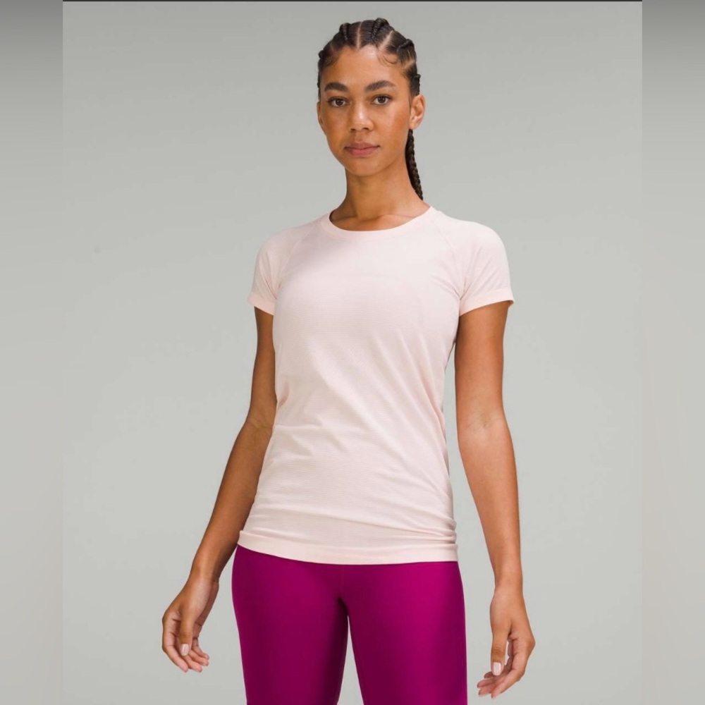 RARE Lululemon Strawberry Milkshake Swiftly Tech - Size 10
